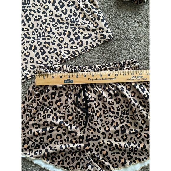 Large Leopard Pajama Short Set - Picture 8 of 14